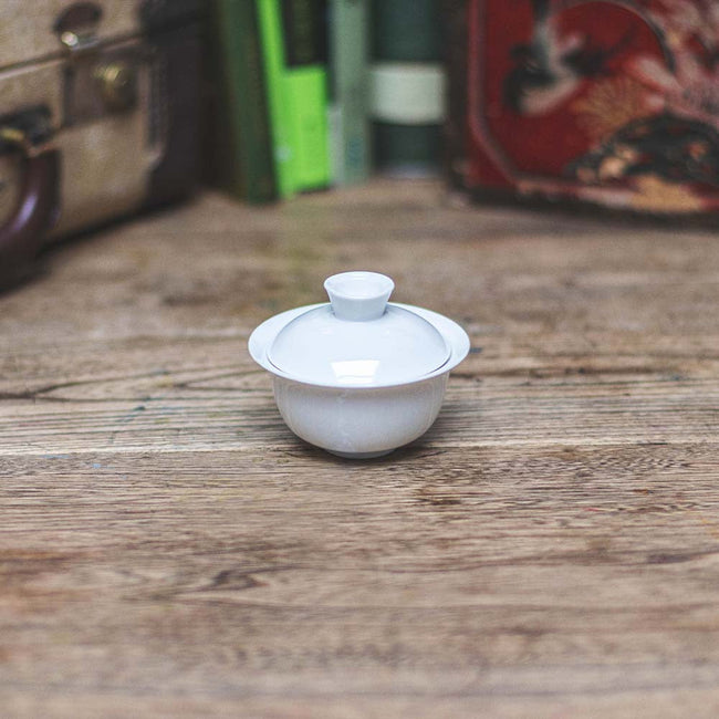 Traditional Ceramic Gaiwan Tea Pot for Gong Fu Brewing
